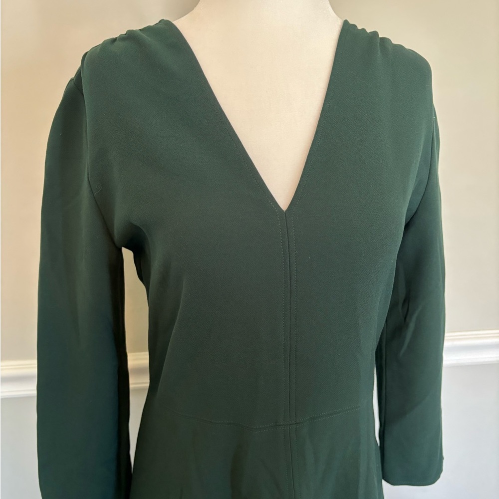 TARA JARMON Green V Neck Mini Dress - Picture 2 of 8